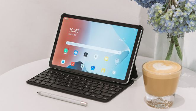 Exploring the Benefits of Amazon Alexa, Google Assistant, and Apple Siri